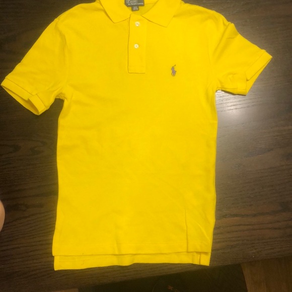 Small (8) Boys Polo by Ralph Lauren - Picture 2 of 3